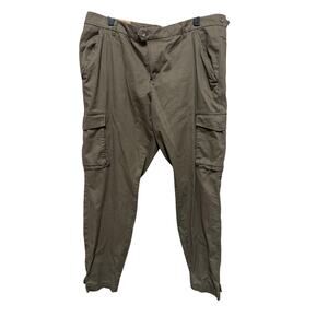 NWT H & M L.O.G.G Relaxed Cargo Pants Size 42 / 12 Olive Green